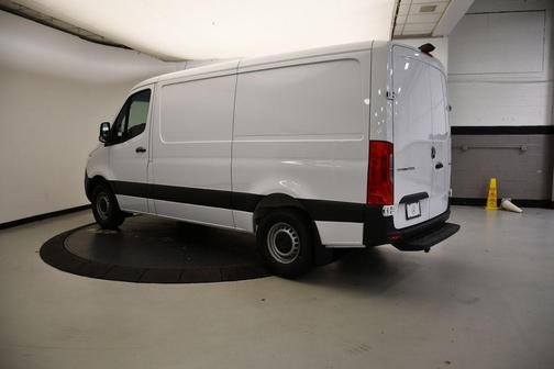 2026 Mercedes-Benz Sprinter 2500 Standard Roof