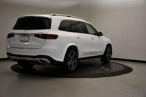 2026 Mercedes-Benz GLS 450 4MATIC