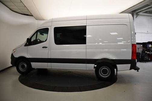 2025 Mercedes-Benz Sprinter 2500 Cargo 144 WB