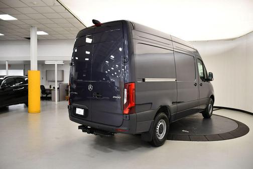 2025 Mercedes-Benz Sprinter 2500 Standard Roof