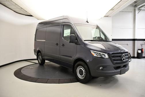 2025 Mercedes-Benz Sprinter 2500 Standard Roof
