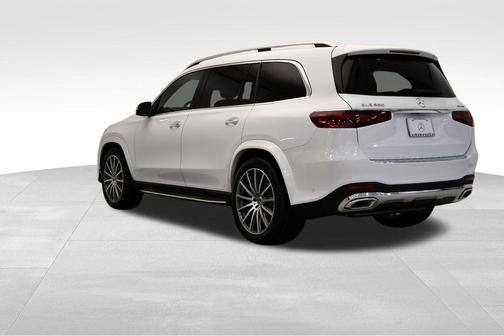 2026 Mercedes-Benz GLS 580 4MATIC