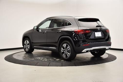 2025 Mercedes-Benz GLA 250