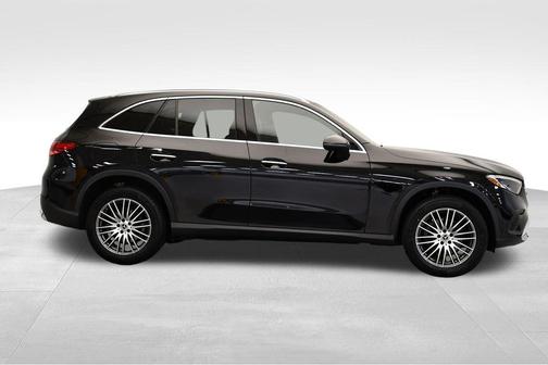 2024 Mercedes-Benz GLC 300 4MATIC