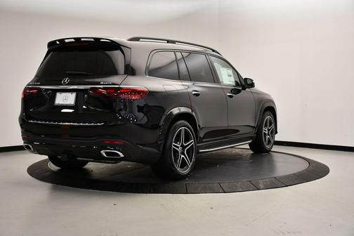 2026 Mercedes-Benz GLS 450 4MATIC