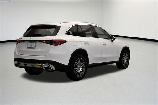 2026 Mercedes-Benz GLC 300 4MATIC