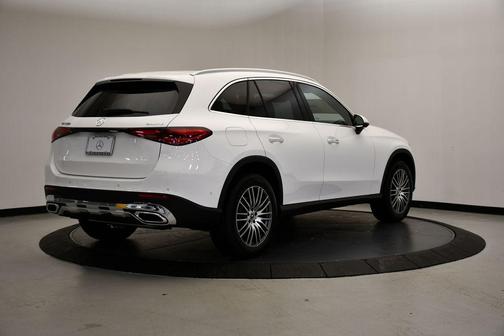 2026 Mercedes-Benz GLC 300 4MATIC