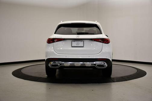 2026 Mercedes-Benz GLC 300 4MATIC