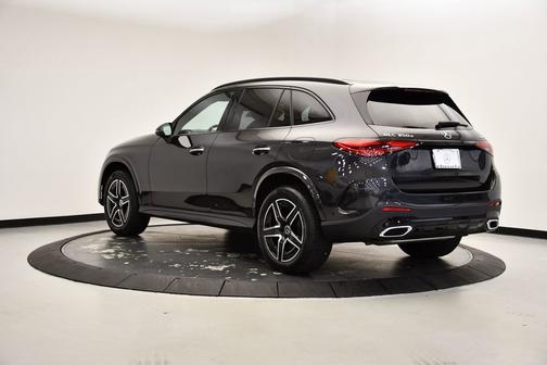 2025 Mercedes-Benz GLC 350e Base