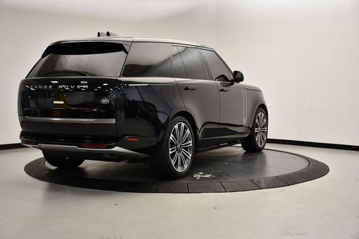 2023 Land Rover Range Rover P400 SE