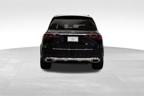 2026 Mercedes-Benz GLS 450 4MATIC