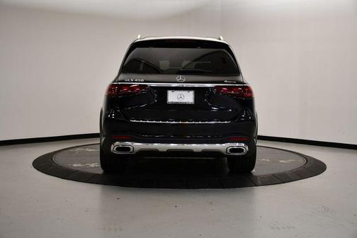 2026 Mercedes-Benz GLS 450 4MATIC