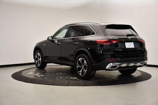 2025 Mercedes-Benz GLC 350e Base