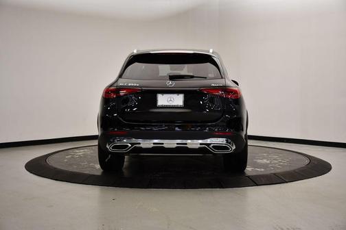 2025 Mercedes-Benz GLC 350e Base