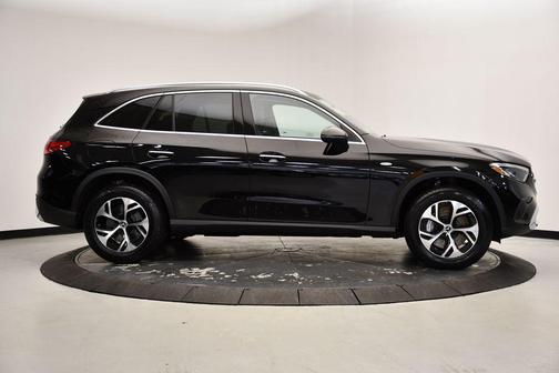 2025 Mercedes-Benz GLC 350e Base