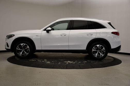 2025 Mercedes-Benz GLC 350e Base