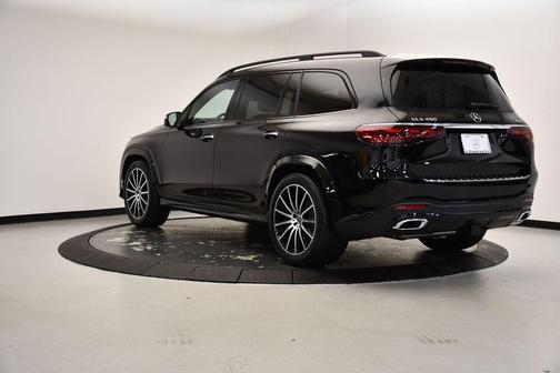 2025 Mercedes-Benz GLS 450 4MATIC
