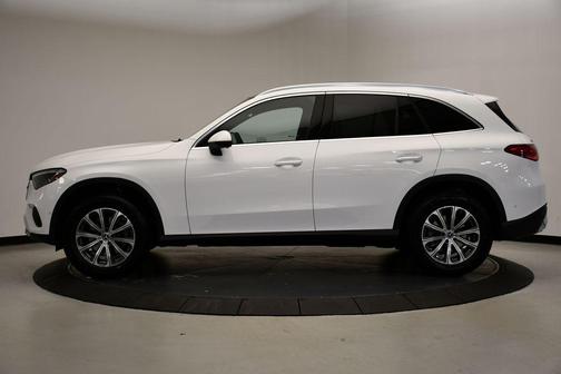 2026 Mercedes-Benz GLC 300 4MATIC