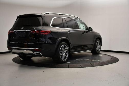 2026 Mercedes-Benz GLS 450 4MATIC