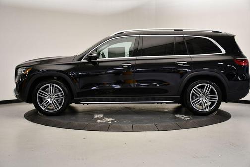 2026 Mercedes-Benz GLS 450 4MATIC