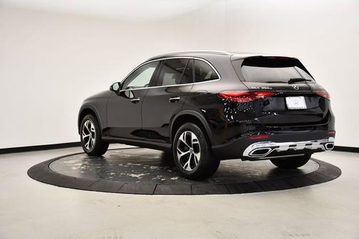 2025 Mercedes-Benz GLC 350e Base