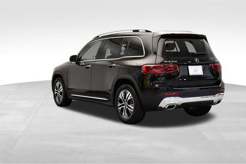 2026 Mercedes-Benz GLB 250 4MATIC