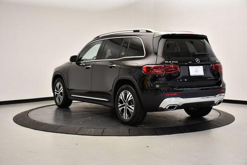 2026 Mercedes-Benz GLB 250 4MATIC