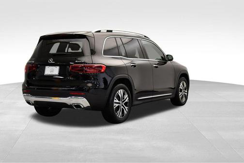 2026 Mercedes-Benz GLB 250 4MATIC