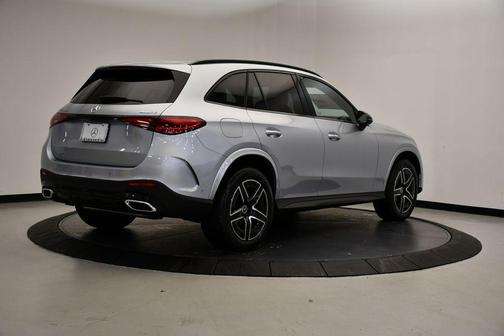 2026 Mercedes-Benz GLC 300 4MATIC