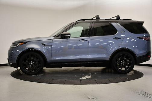 2022 Land Rover Discovery P360 S R-Dynamic