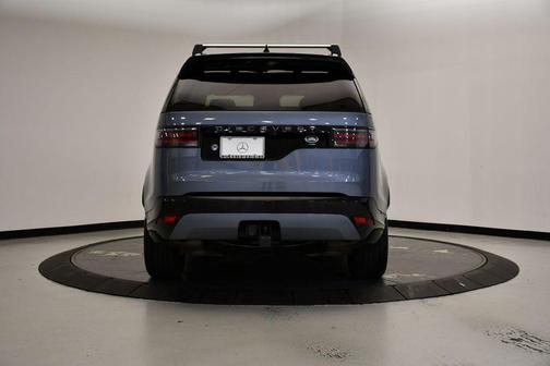 2022 Land Rover Discovery P360 S R-Dynamic