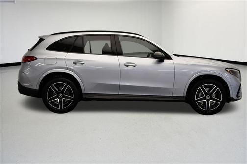 2026 Mercedes-Benz GLC 300 4MATIC