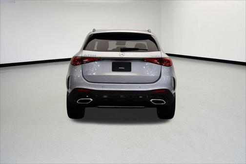 2026 Mercedes-Benz GLC 300 4MATIC