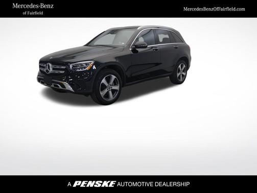 Black 2022 Mercedes-Benz GLC 300