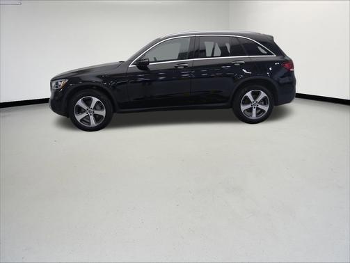 2022 Mercedes-Benz GLC 300 