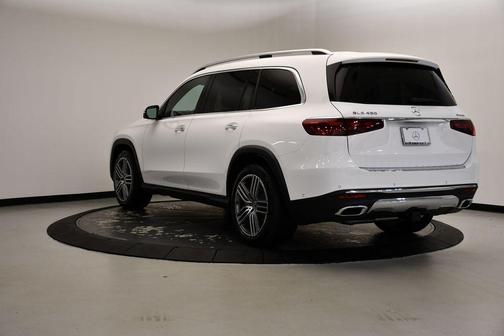 2025 Mercedes-Benz GLS 450 4MATIC