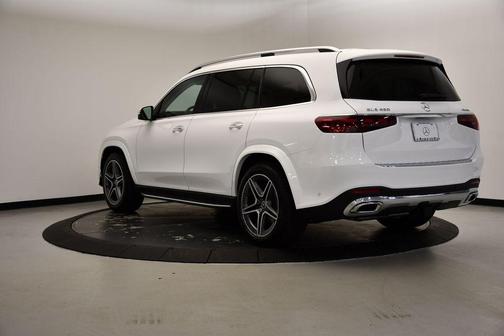 2025 Mercedes-Benz GLS 450 4MATIC