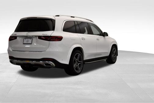 2025 Mercedes-Benz GLS 450 4MATIC