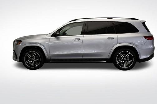 Cirrus Silver Metallic 2026 Mercedes-Benz GLS 450