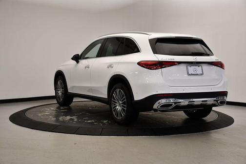 2025 Mercedes-Benz GLC 300 4MATIC