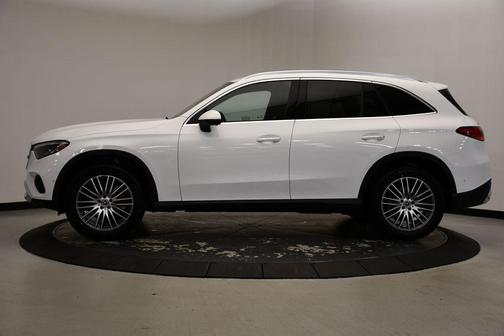 2025 Mercedes-Benz GLC 300 4MATIC