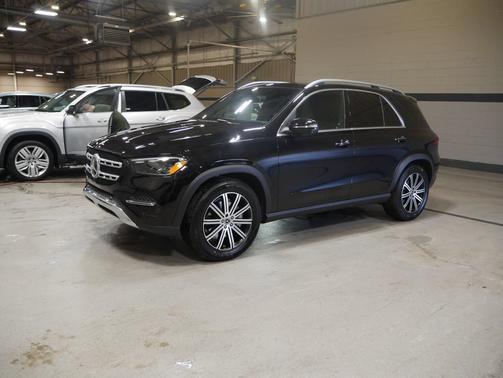 Obsidian Black Metallic 2026 Mercedes-Benz GLE 350