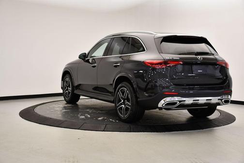 2025 Mercedes-Benz GLC 300 4MATIC