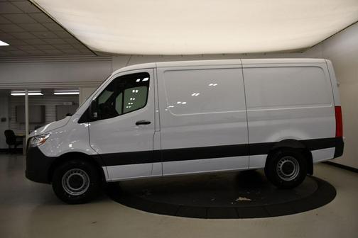 2025 Mercedes-Benz Sprinter 2500 Standard Roof