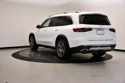 2025 Mercedes-Benz GLS 450 4MATIC