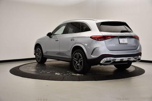 2025 Mercedes-Benz GLC 300 4MATIC