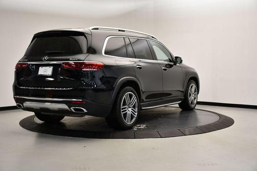 2022 Mercedes-Benz GLS 450 4MATIC