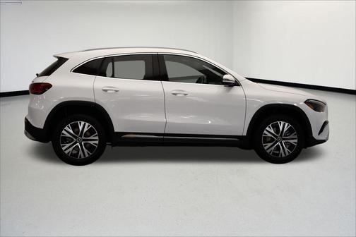 2025 Mercedes-Benz GLA 250 4MATIC