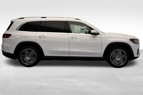 2026 Mercedes-Benz GLS 450 4MATIC