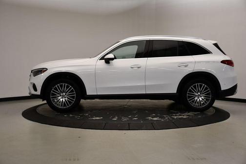 2025 Mercedes-Benz GLC 300 4MATIC